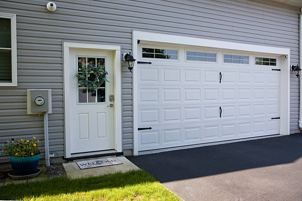 24/7 Emergency Garage Door Roller Replacement experts in Monterey, CA